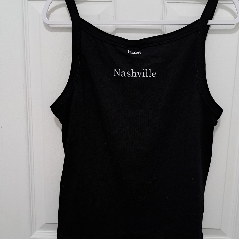 Graphic tank top NWT - Picture 2 of 4